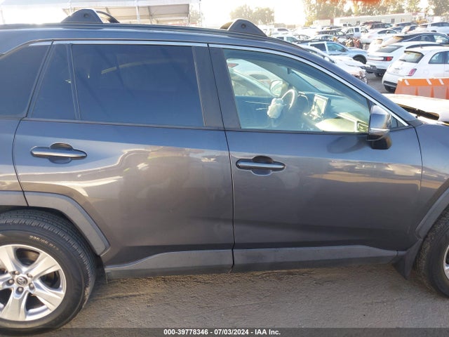 Toyota Rav4 Xle 2019 2T3W1RFV6KW027118 Image 13