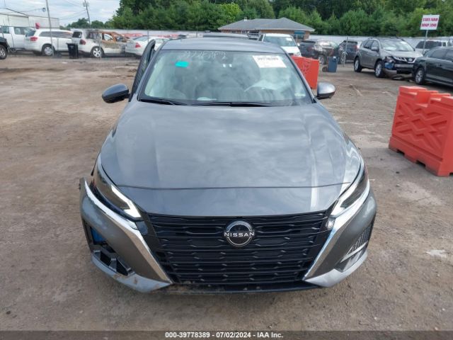 1N4BL4EW8RN349370 Nissan Altima Sl Intelligent Awd