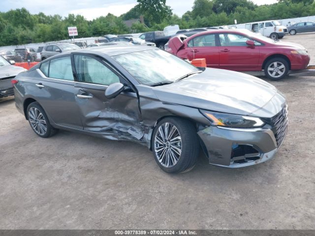 1N4BL4EW8RN349370 Nissan Altima Sl Intelligent Awd