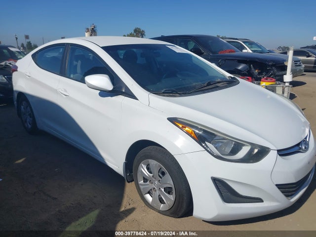 2016 5NPDH4AE8GH757365 main image