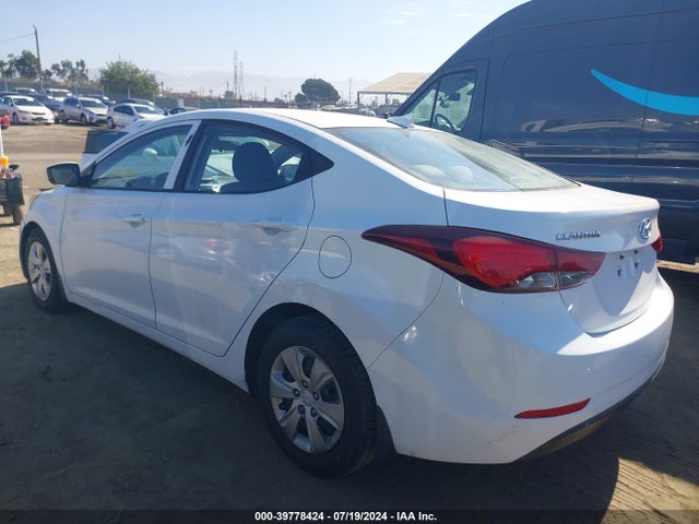 Hyundai ELANTRA SE 2016 5NPDH4AE8GH757365 Image 3