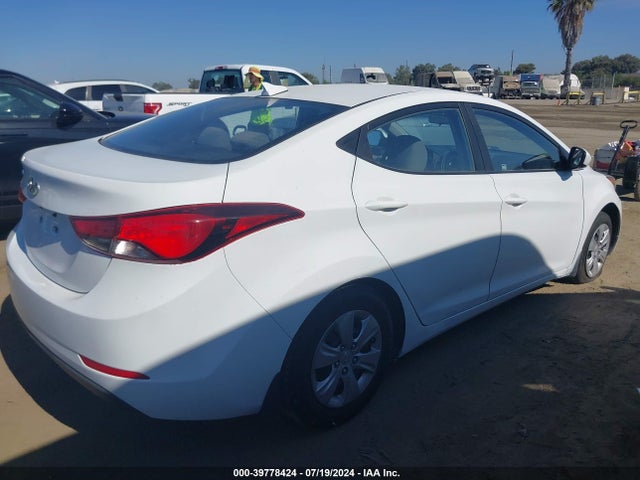 Hyundai ELANTRA SE 2016 5NPDH4AE8GH757365 Image 4