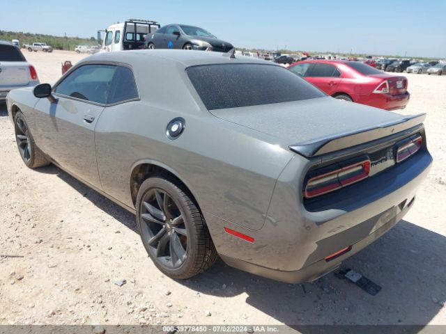 2C3CDZAG2JH183193 Dodge Challenger Sxt Plus