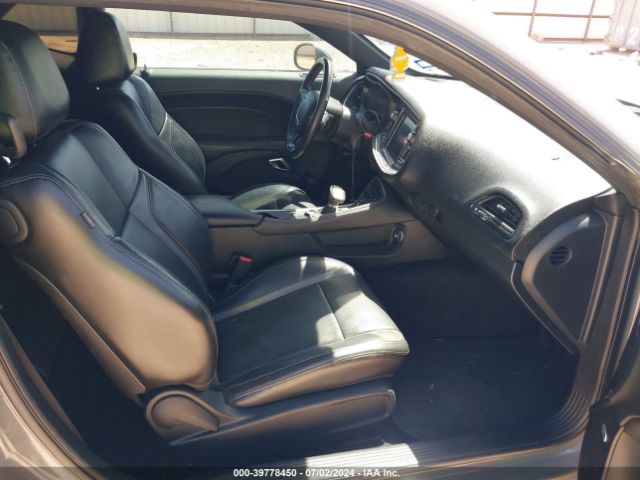 2C3CDZAG2JH183193 Dodge Challenger Sxt Plus