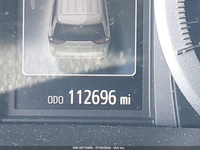 5TDYZ3DC6KS995379 Toyota Sienna Xle Premium 8 Passenger
