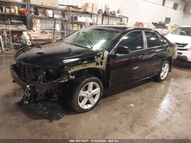 Toyota CAMRY SE 2014 4T1BF1FKXEU305989 Image 2