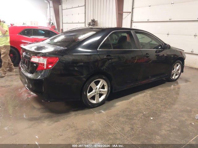 Toyota CAMRY SE 2014 4T1BF1FKXEU305989 Image 4