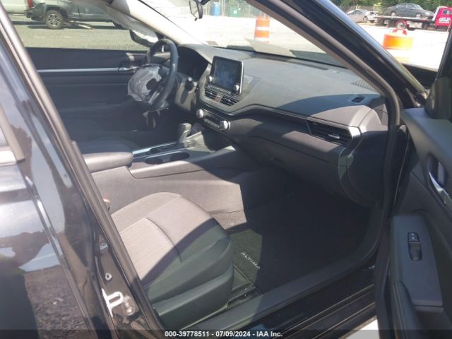 1N4BL4DWXNN394063 Nissan Altima Sv Intelligent Awd