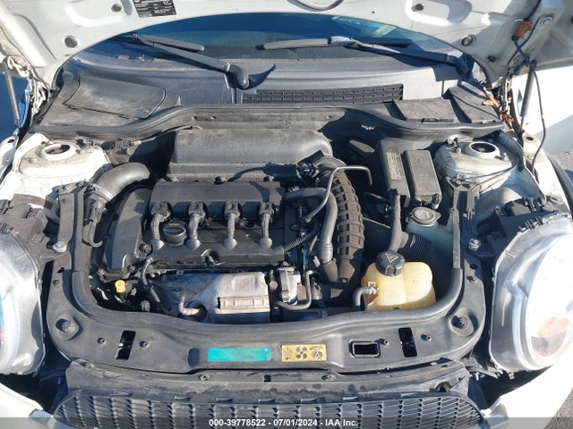 2009 MINI COOPER S WMWMF73589TW88015 Photo 9