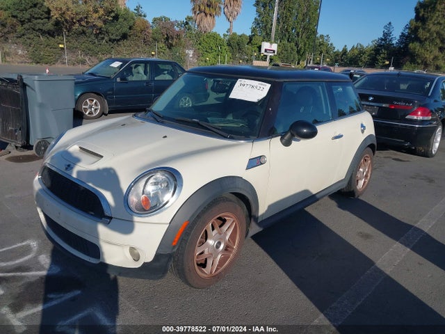 2009 MINI COOPER S WMWMF73589TW88015 Photo 1