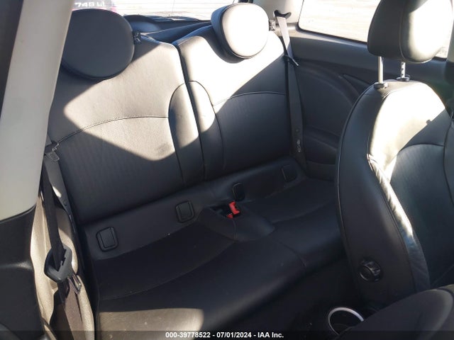 2009 MINI COOPER S WMWMF73589TW88015 Photo 7