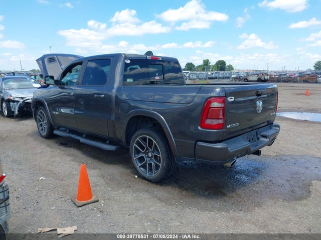 RAM 1500 Laramie  4x4 5'7 Box 2019 1C6SRFJT8KN694945 Image 3