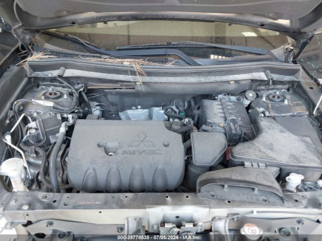 JA4AZ3A38GZ010683 Mitsubishi Outlander Se