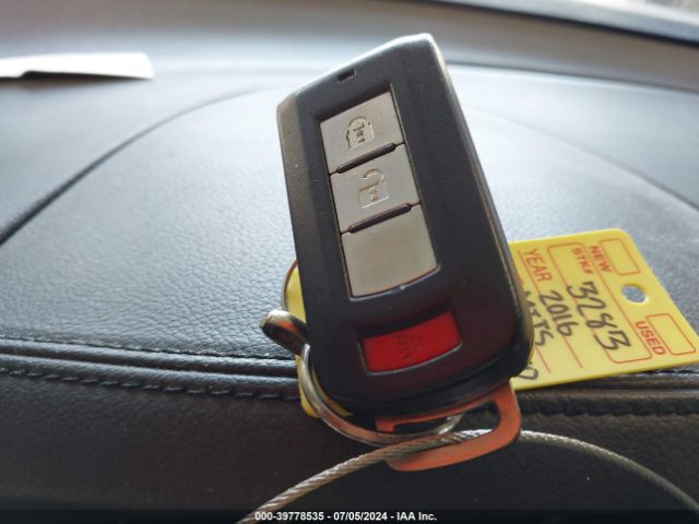 JA4AZ3A38GZ010683 Mitsubishi Outlander Se