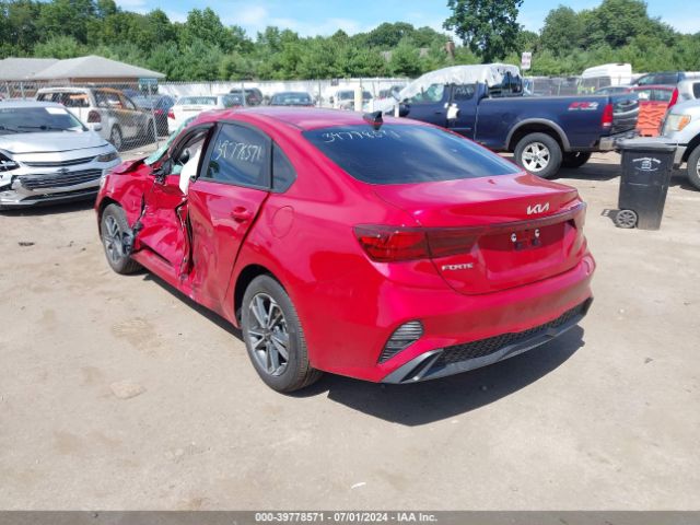 3KPF24AD0RE774413 KIA Forte Lxs