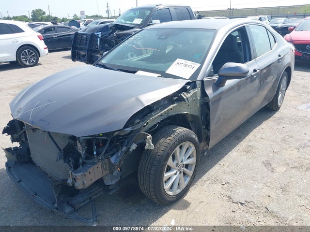 Toyota CAMRY LE 2022 4T1C11AK2NU711923 Image 2