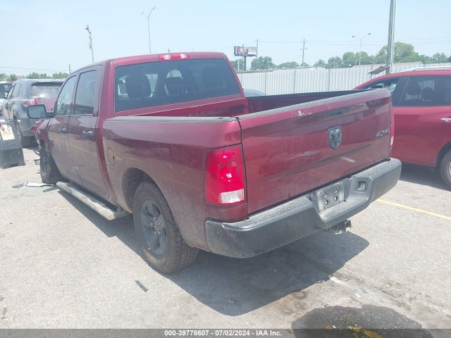 3C6RR7KG2PG668105 RAM 1500 Classic Tradesman  4x4 5'7 Box