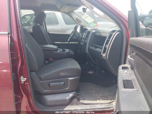 3C6RR7KG2PG668105 RAM 1500 Classic Tradesman  4x4 5'7 Box