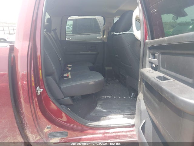 3C6RR7KG2PG668105 RAM 1500 Classic Tradesman  4x4 5'7 Box