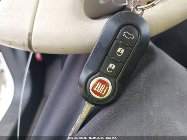 3C3CFFAR7FT643215 Fiat 500 POP