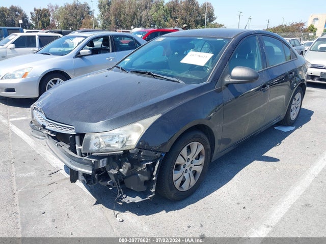 Chevrolet Cruze Ls Auto 2014 1G1PA5SG3E7173473 Image 2