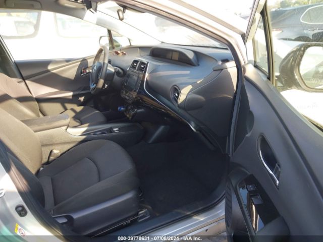 JTDKARFU9K3092697 Toyota Prius Le