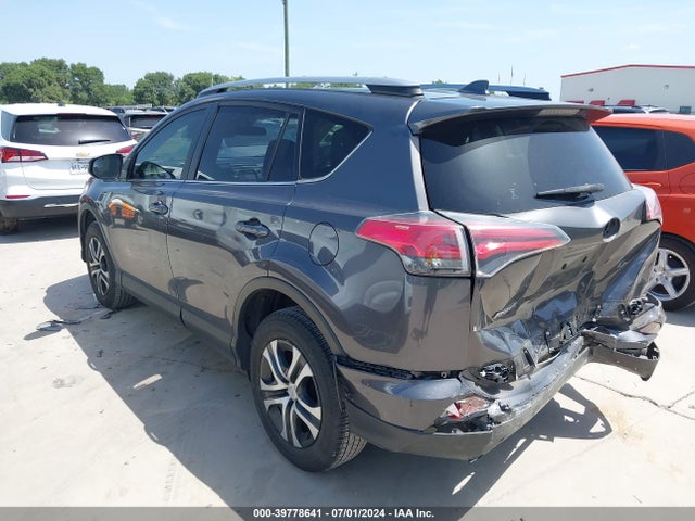 Toyota RAV4 LE 2017 JTMZFREV2HJ123304 Image 3