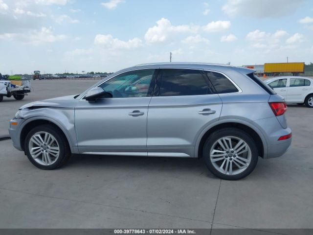 WA1BNAFY2J2136711 Audi Q5 2.0t Premium/2.0t Tech Premium