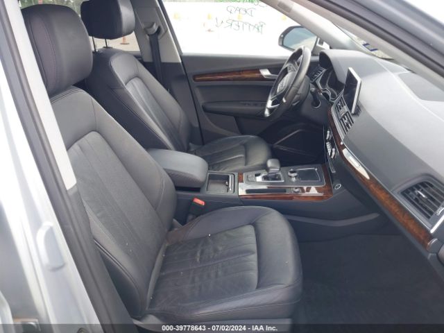 WA1BNAFY2J2136711 Audi Q5 2.0t Premium/2.0t Tech Premium
