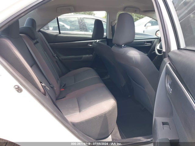 Toyota COROLLA LE 2018 5YFBURHE5JP745187 Image 8