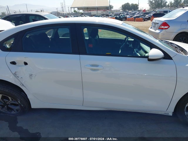 KIA Forte Lxs 2020 3KPF24AD7LE255544 Image 13