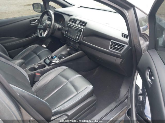1N4AZ1CPXJC313555 Nissan Leaf Sl