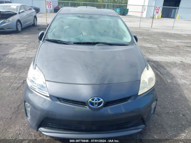 JTDKN3DU8E1776094 Toyota Prius Two