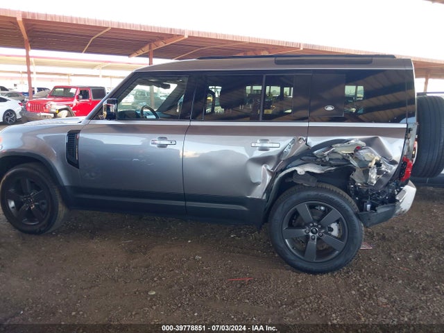 SALEJEEX4P2123569 Land Rover Defender 110 S