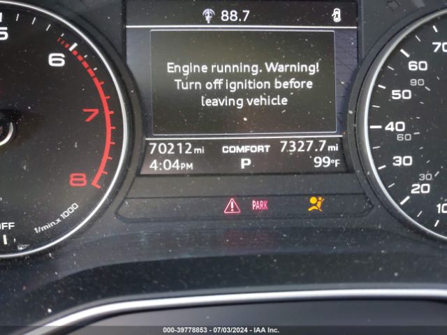 WA1ANAFY4J2108727 Audi Q5 2.0t Premium/2.0t Tech Premium