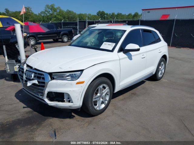 WA1ANAFY4J2108727 Audi Q5 2.0t Premium/2.0t Tech Premium