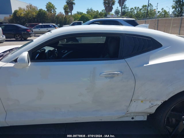Chevrolet CAMARO 2SS 2016 1G1FH1R78G0135111 Image 13