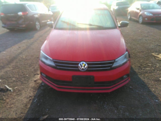 3VWB17AJ1GM384087 Volkswagen Jetta 1.8t Sport
