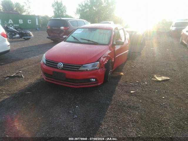3VWB17AJ1GM384087 Volkswagen Jetta 1.8t Sport