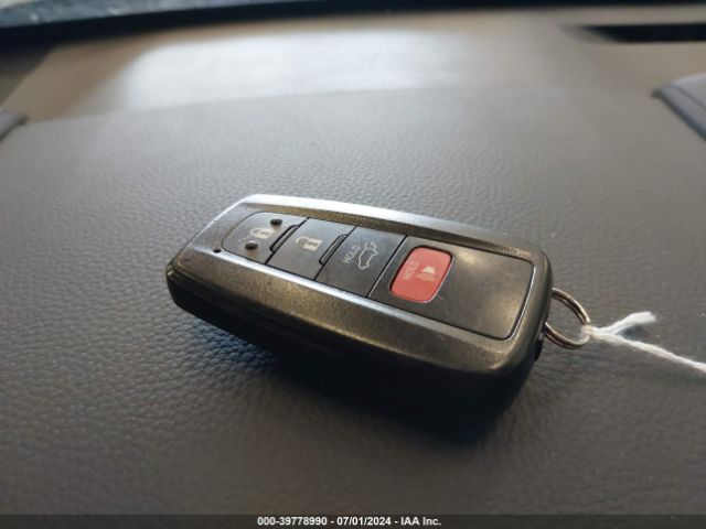 5TDKDRAH8PS015830 Toyota Highlander Xle