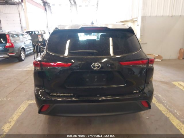 5TDKDRAH8PS015830 Toyota Highlander Xle