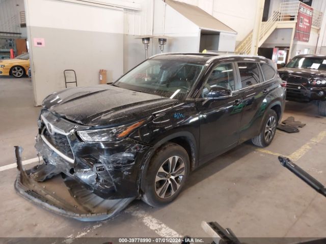 5TDKDRAH8PS015830 Toyota Highlander Xle