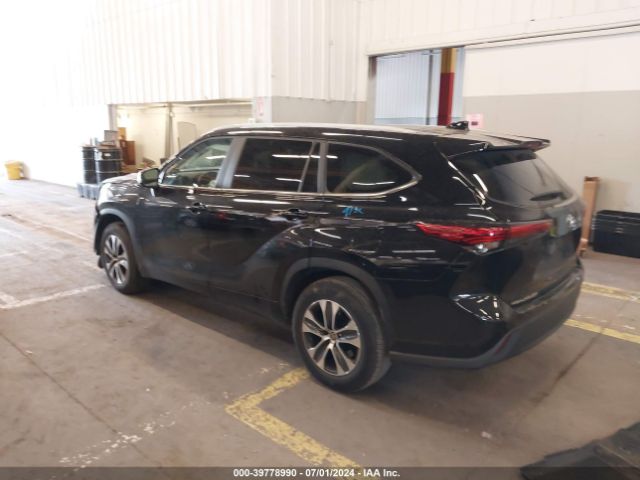 5TDKDRAH8PS015830 Toyota Highlander Xle