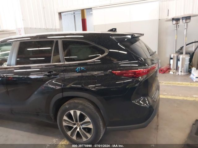 5TDKDRAH8PS015830 Toyota Highlander Xle