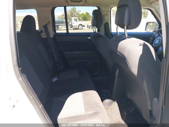 1C4NJPBA5FD349514 Jeep Patriot Altitude Edition