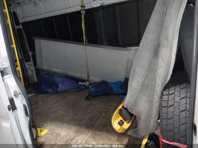3C6TRVDG3JE124688 RAM Promaster 2500 High Roof 159 Wb