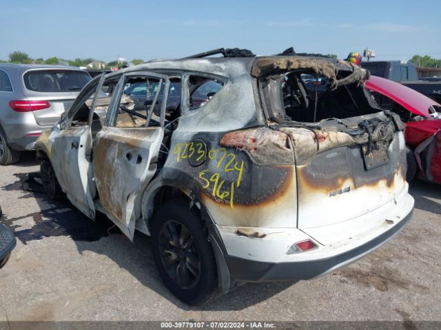 JTMRFREV9JJ235961 Toyota Rav4 Xle