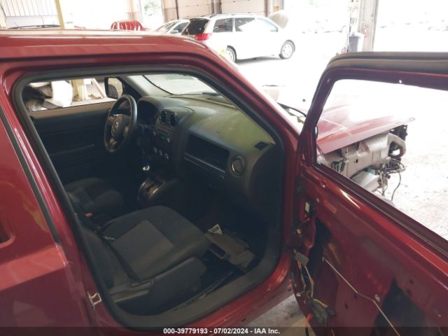 1C4NJRBB8GD579909 Jeep Patriot Sport