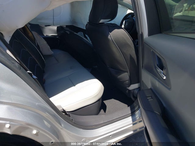JTDACAAU3R3020449 Toyota Prius Limited