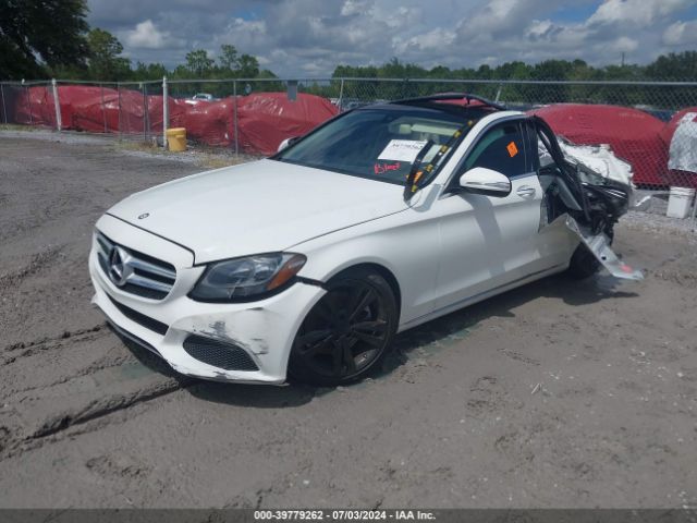 55SWF4JB0FU089870 Mercedes-Benz C 300 Luxury/sport